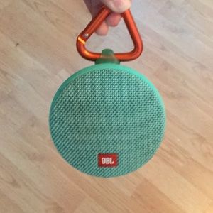 Wireless Bluetooth speaker